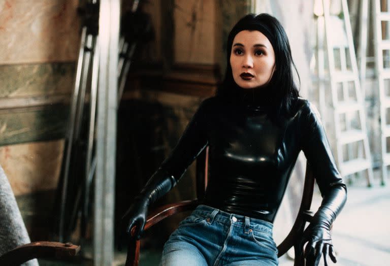 Irma Vep (1996), de Olivier Assayas. Disponible en Mubi.