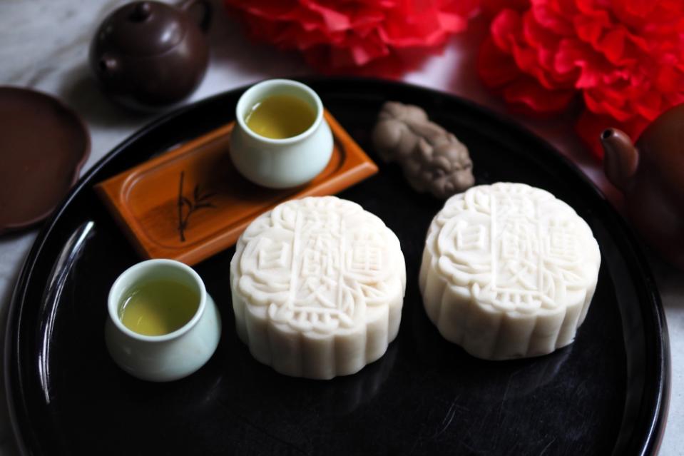 Restaurant 195 mooncakes are special as their snowskin is soft while the lotus paste has a silky smooth texture — Picture by Lee Khang Yi