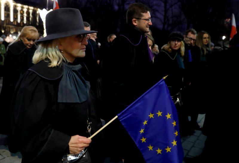 People protest against judiciary reform in Warsaw