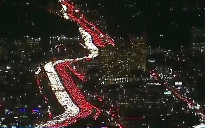 Thanksgiving traffic nightmare as millions of Americans hit the road  - abc7