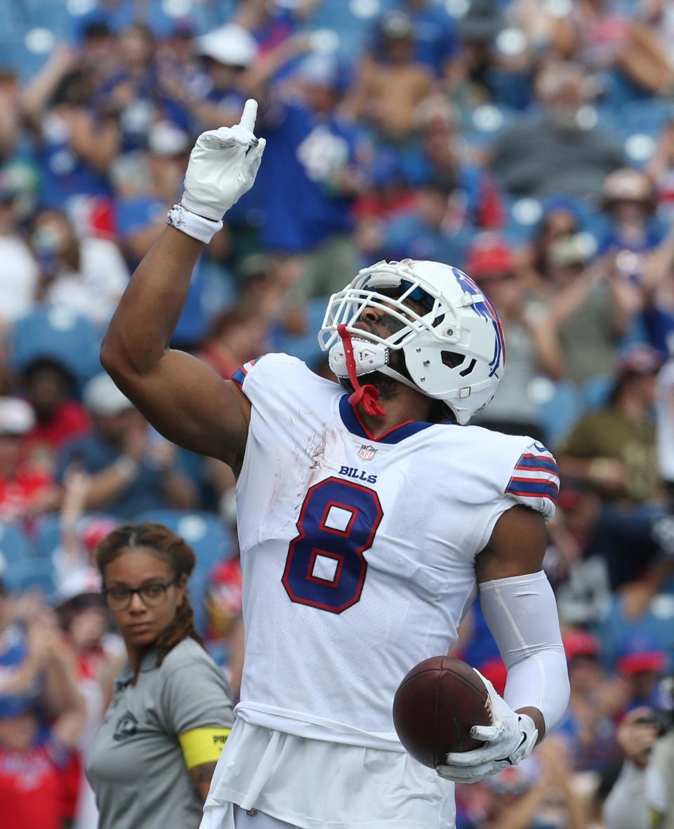 Bills tight end O.J. Howard celebrates his touchdown reception during the Bills preseason game against Denver Saturday, Aug. 20, 2022 at Highmark Stadium.  Buffalo won the game 42-15.