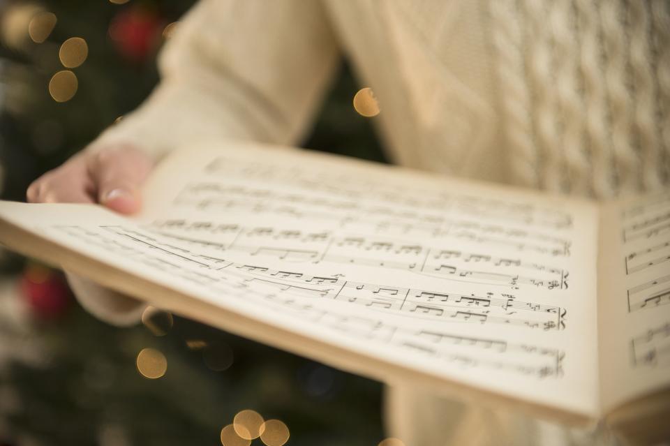 15 Christmas Hymns To Fill Your Heart With The Holiday Spirit