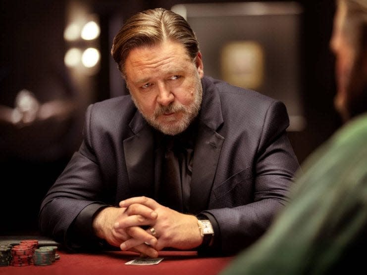 russell crowe poker face