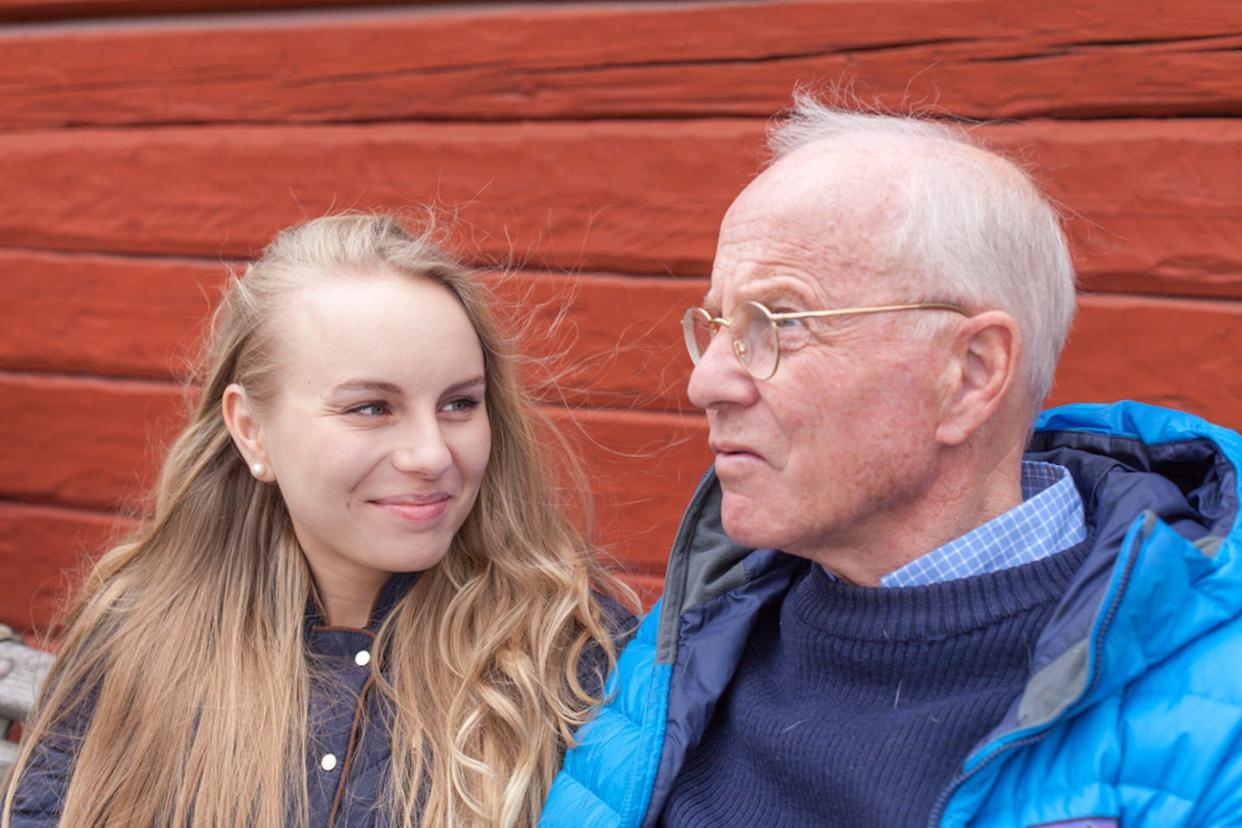 How can dads and daughters reconnect after a divorce? <a href="https://www.shutterstock.com/image-photo/swedish-father-daughter-sitting-on-sofa-415425583?src=5ITu_18U2wn4gBYurQD_lw-1-34" rel="nofollow noopener" target="_blank" data-ylk="slk:Marie Linner/Shutterstock.com;elm:context_link;itc:0;sec:content-canvas" class="link ">Marie Linner/Shutterstock.com</a>