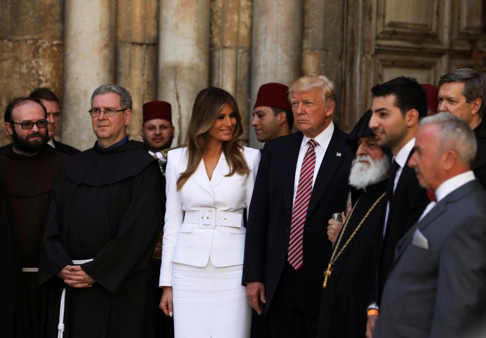 (FOTOS) Donald Trump, el primer presidente en activo que visita el Muro de las Lamentaciones