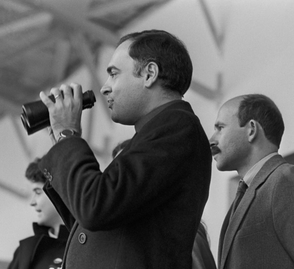 Frunze, Kirghiz SSR, Soviet Union. India Prime Minister Rajiv Gandhi (C front) attend a horse racing competition. V. Vorotnikov/TASS (Photo by TASS via Getty Images)