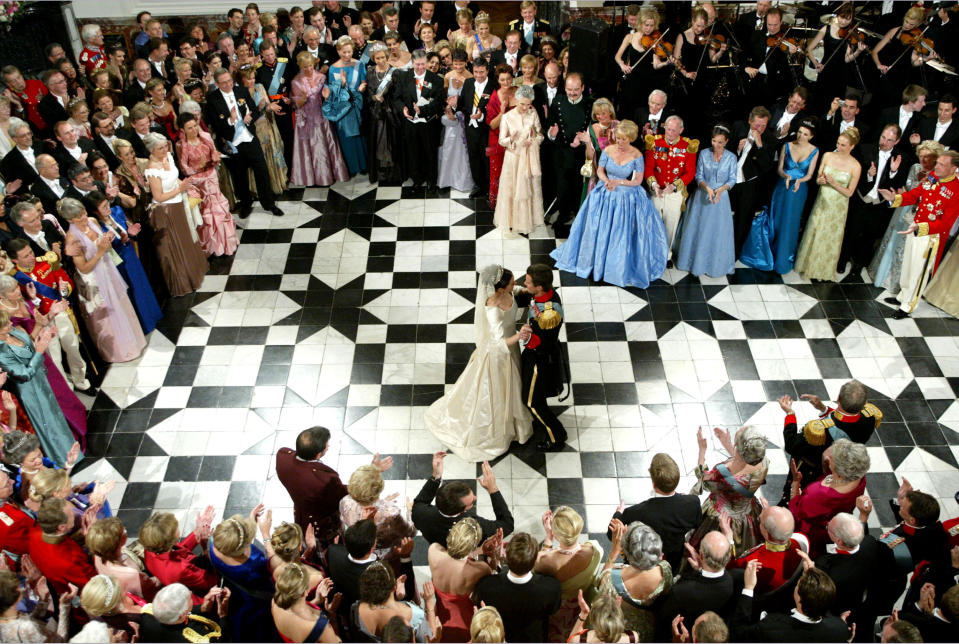 Queen Mary on her wedding day in 2004