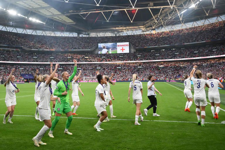 El mítico Wembley celebró la victoria de Inglaterra ante más de 80.000 personas.