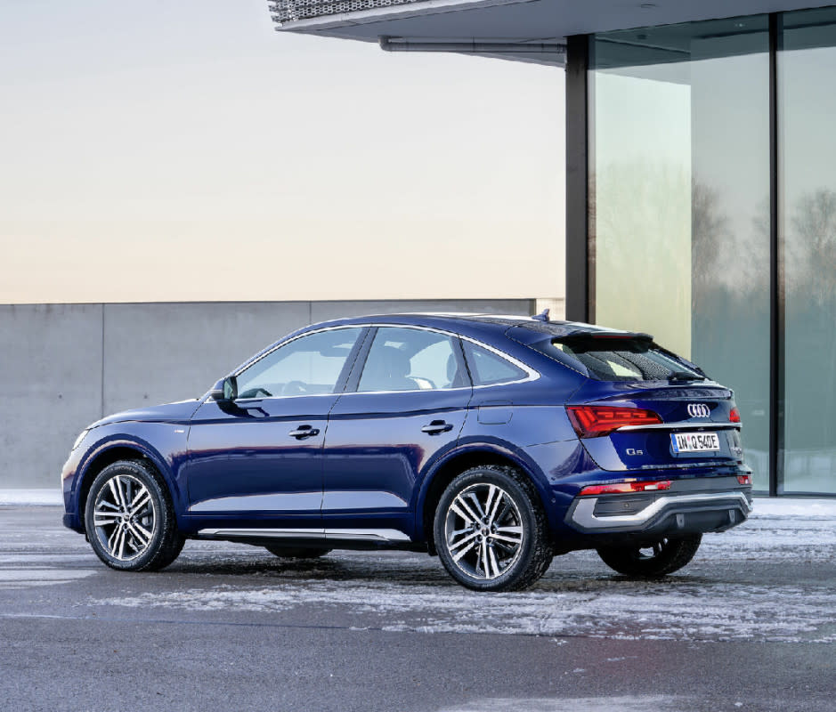 Audi's mid-sized SUV hybrid, the Q5 TFSI e, has just enough all-electric range at 23 miles.<p>Courtesy Image</p>