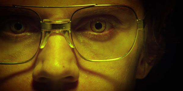 Monster: The Jeffrey Dahmer Story presenta su primer tráiler con Evan Peters como el asesino serial