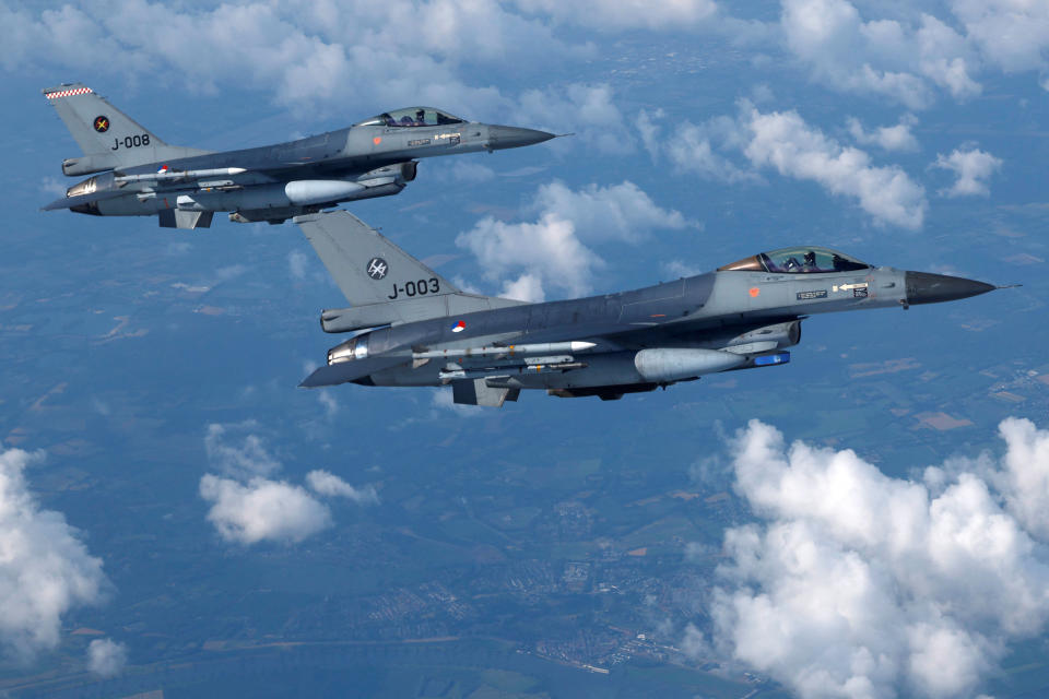 荷蘭國防部發言人表示，訓練量能最大挑戰在於歐洲的F-16教官不夠。圖為荷蘭空軍F-16戰鬥機。（路透社資料照）