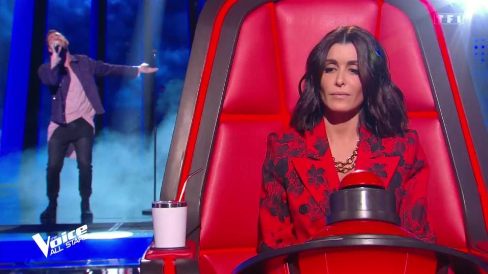 La tenue de Jenifer lors des auditions à l'aveugle