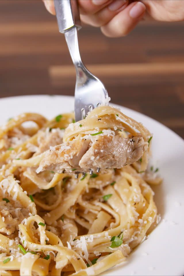 Instant Pot Chicken Alfredo