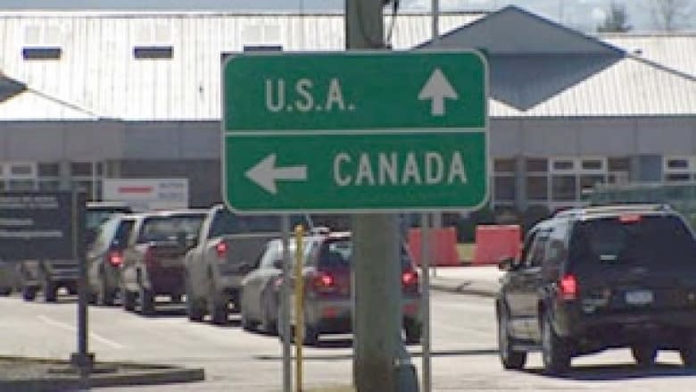 Canada-U.S. border congestion 'negligible,' yet $1B being spent on improvements