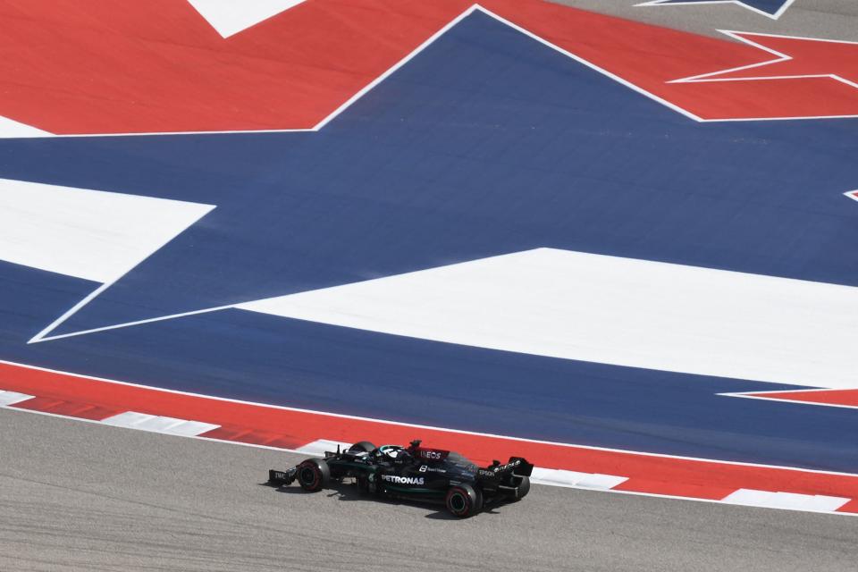 Mercedes' British driver Lewis Hamilton races during the third practice session at the Circuit of The Americas in Austin, Texas, on October 23, 2021, ahead of the F1 United States Grand Prix. (Photo by Robyn Beck / AFP) (Photo by ROBYN BECK/AFP via Getty Images)