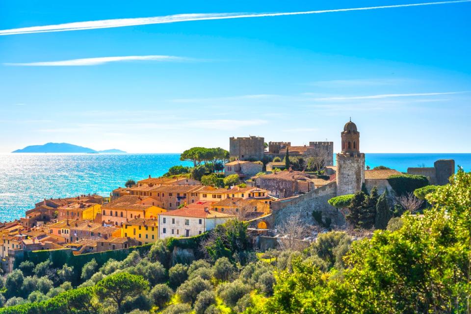 Find romance in the old towns and culinary delights of Tuscany (Getty Images/iStockphoto)