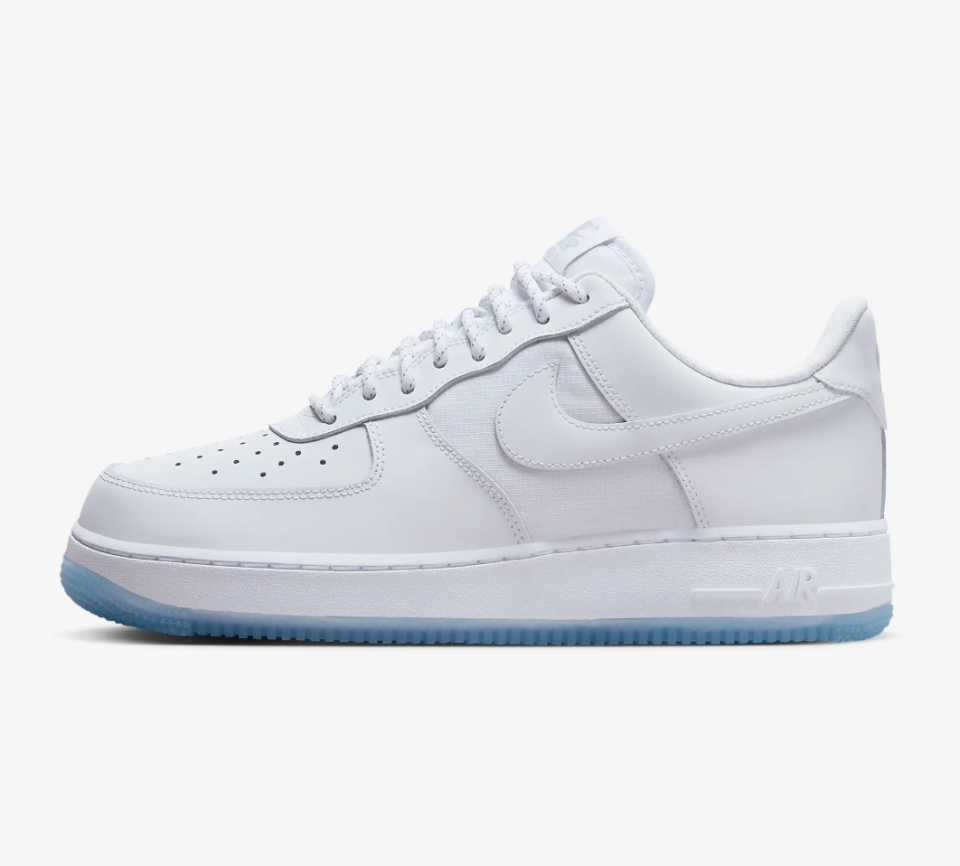 Nike Air Force 1 '07 Men's Shoes. (PHOTO: Nike)