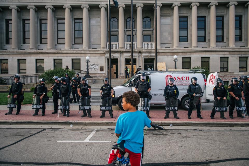 jacob blake protest police shooting kenosha wisconsin black lives matter