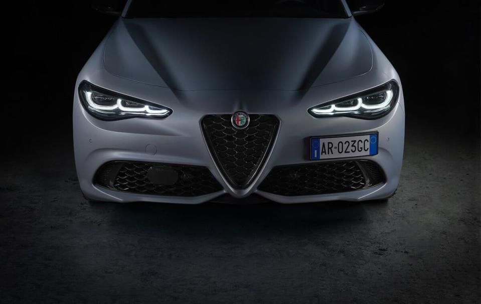 <p>2023 Alfa Romeo Giulia</p>