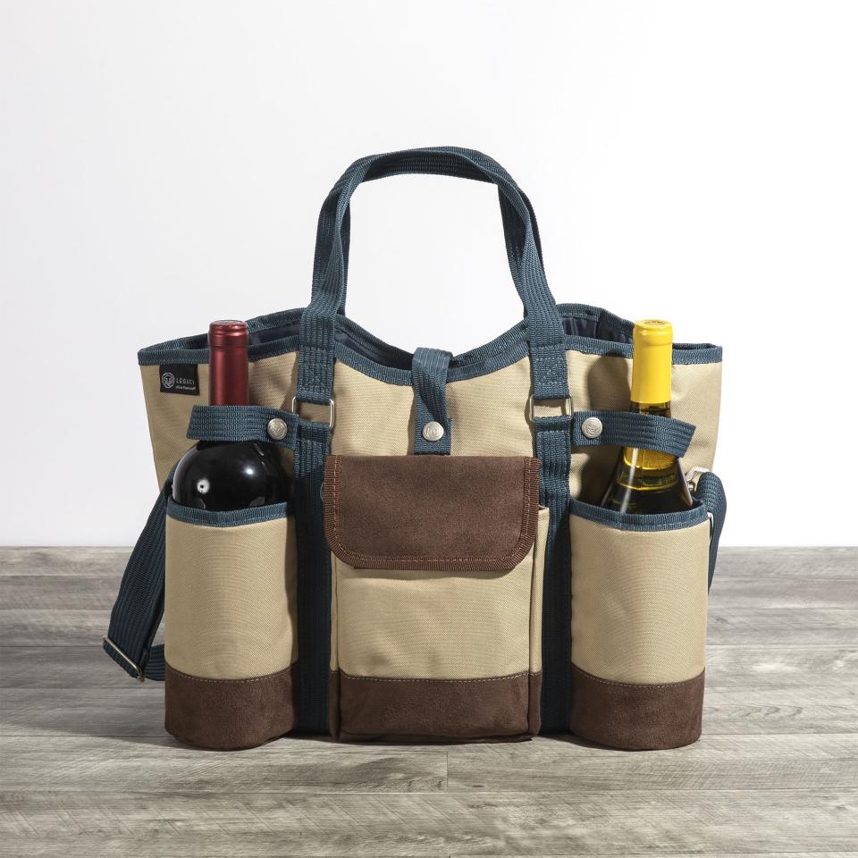 <p><a href="https://go.redirectingat.com?id=74968X1596630&url=https%3A%2F%2Fwww.westelm.com%2Fproducts%2Fcountryside-wine-totes-d8525&sref=https%3A%2F%2Fwww.delish.com%2Fholiday-recipes%2Fg2582%2Fwine-gifts%2F" rel="nofollow noopener" target="_blank" data-ylk="slk:Shop Now;elm:context_link;itc:0;sec:content-canvas" class="link ">Shop Now</a></p><p>Countryside Wine Totes, 4-Piece Set</p><p>West Elm</p><p>$57.95</p>