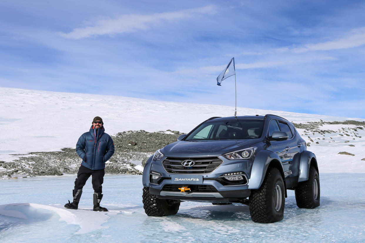 Antarctica 16-17 Hyundai