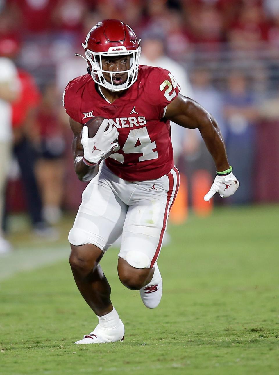 Oklahoma's Marcus Major (24) rushes in the third quarter during the college football game between the University of Oklahoma and the Kent State Golden Flashes at the Gaylord Family Oklahoma Memorial Stadium in Norman, Okla., Saturday, Sept., 10, 2022. 