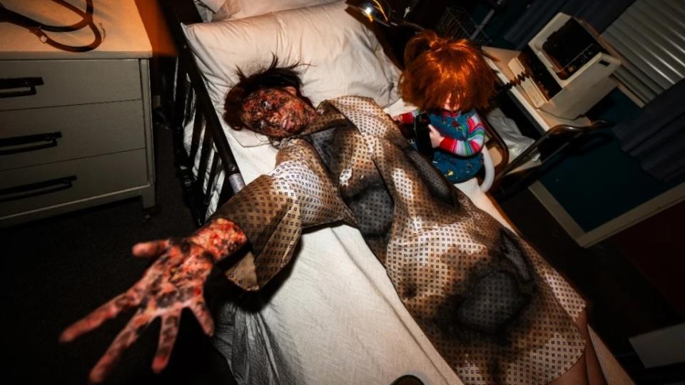 Chucky Ultimate Kill Count at USH HHN 7