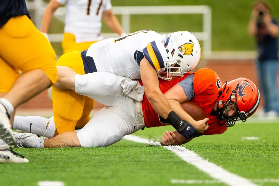 The Hope football team lost in a first-place battle with Alma on Saturday at Hope's Ray and Sue Smith Stadium.