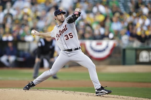 Justin Verlander strikes out 10 in win vs. A's