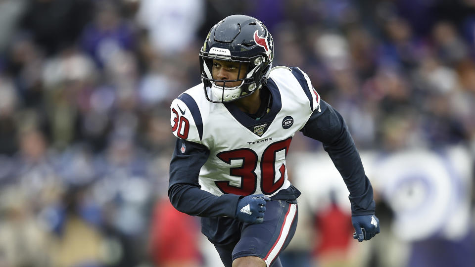 texans-re-sign-cornell-armstrong-1-year-deal