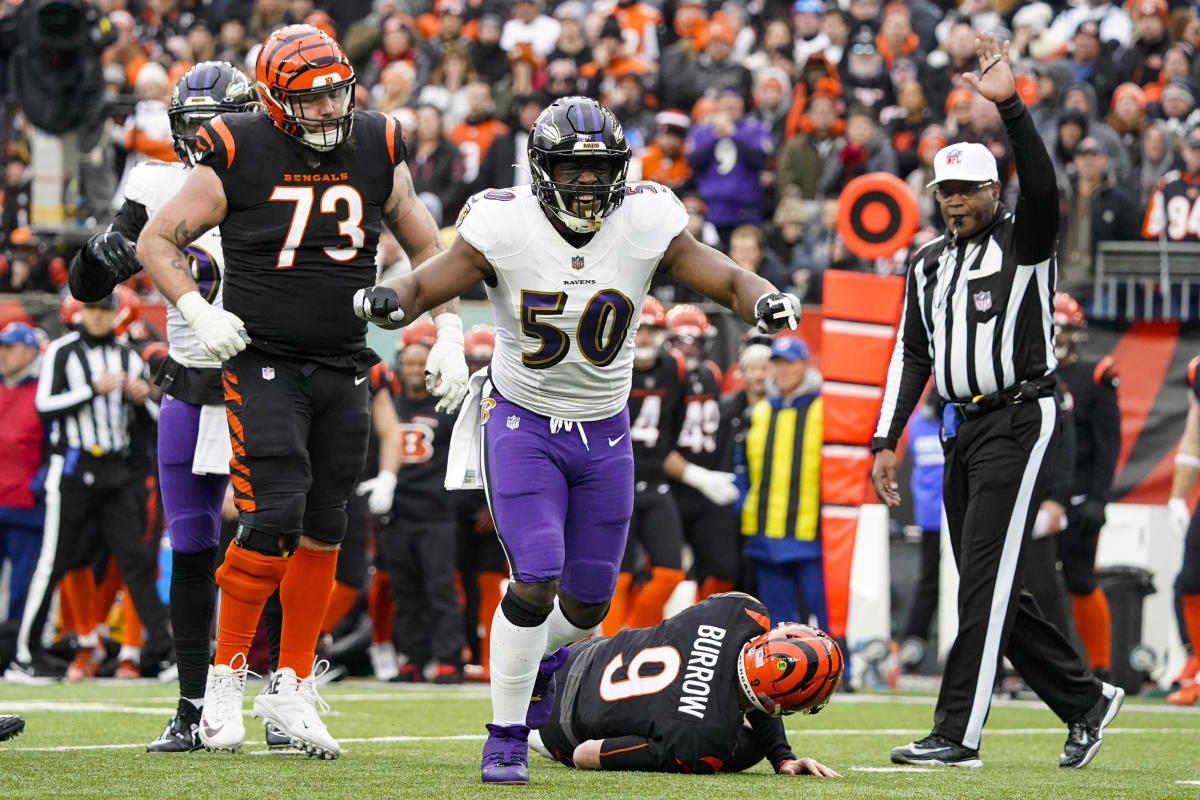 Baltimore Ravens outside linebacker Justin Houston (50) in action during  the fourth quarter of an NFL