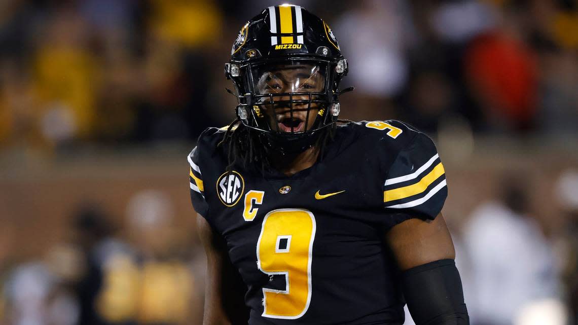 Missouri defensive end Isaiah McGuire was named SEC Defensive Lineman of the Week for his play in last week’s Tigers’ victory at then-No. 25 South Carolina.