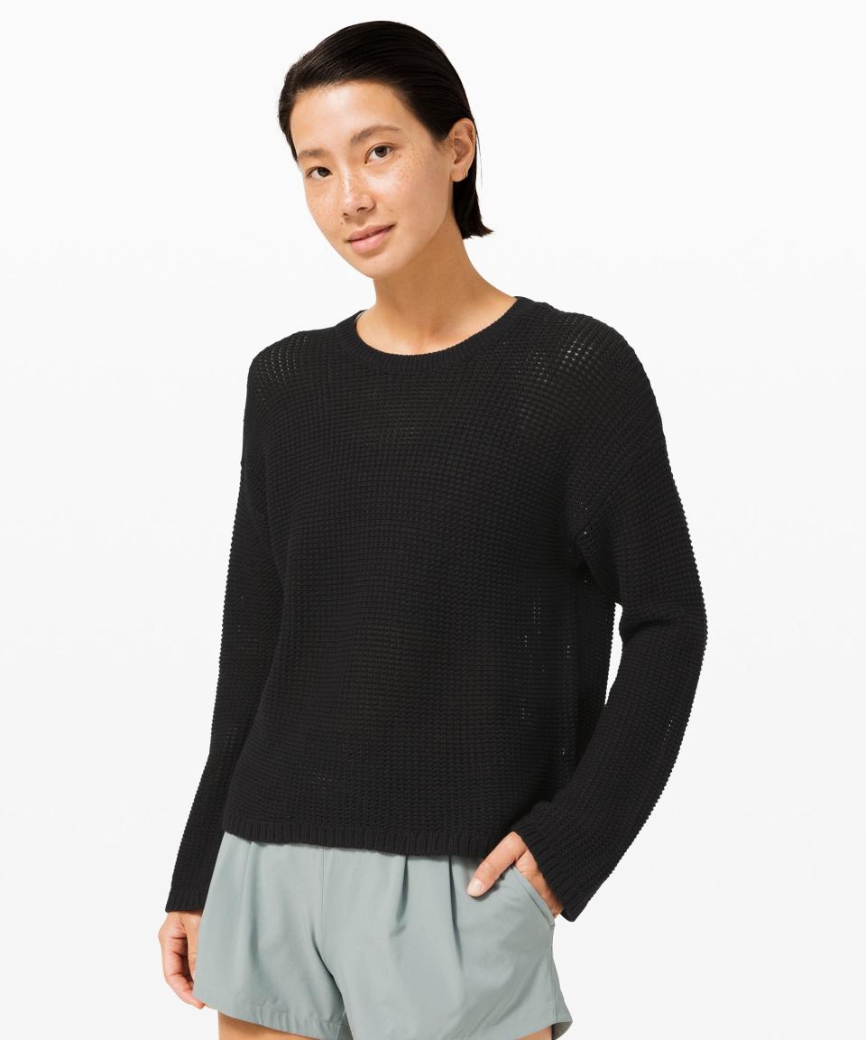 <p><strong>Lululemon</strong></p><p>lululemon.com</p><p><a href="https://go.redirectingat.com?id=74968X1596630&url=https%3A%2F%2Fshop.lululemon.com%2Fp%2Fwomen%2FEasy-Embrace-Long-Sleeve-Sweater-MD%2F_%2Fprod10080159&sref=https%3A%2F%2Fwww.seventeen.com%2Ffashion%2Fg34041215%2Flululemon-black-friday-deals-2020%2F" rel="nofollow noopener" target="_blank" data-ylk="slk:Shop Now;elm:context_link;itc:0;sec:content-canvas" class="link ">Shop Now</a></p><p><strong><del>$138</del> $99 (28% off) </strong></p><p>Today is the day to invest in a versatile sweater you'll have for years. This cozy knit is on sale for $39 off its original price.<br></p>