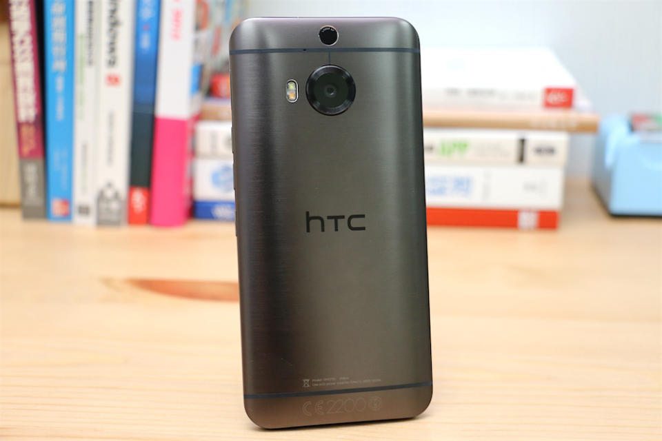 極速雷射對焦 HTC ONE M9＋極光版 讓你知道什麼叫快、狠、準