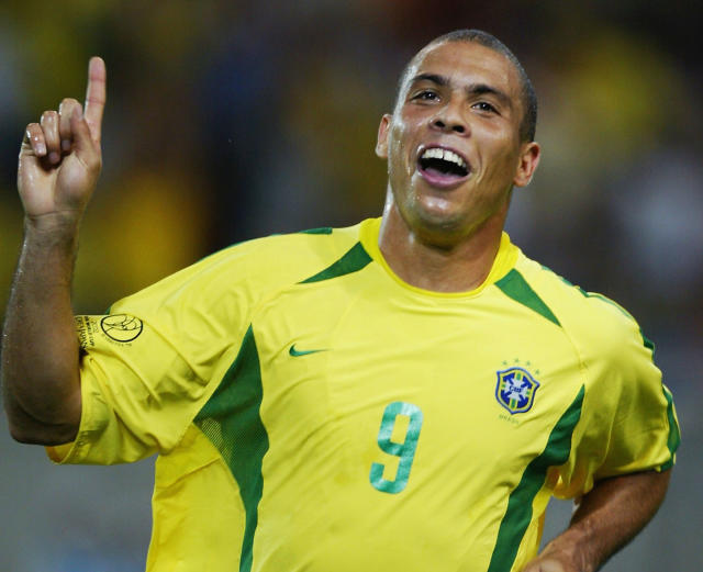 RonaldoCompraAlSporting: la afición del Sporting a Ronaldo que rescate el