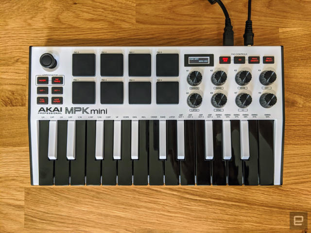 MPK Mini mk3 is solid but iterative upgrade to a classic MIDI controller |  Engadget