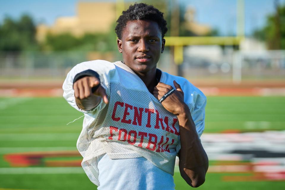 Sep 26, 2022; Phoenix, Arizona, USA; Central Bobcats junior cornerback Ismail Foz poses for a photo at Central High School football field. Mandatory Credit: Alex Gould/The Republic