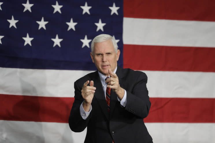 Indiana Gov. Mike Pence at a campaign rally in Fort Wayne, Ind. (Photo: Darron Cummings/AP)