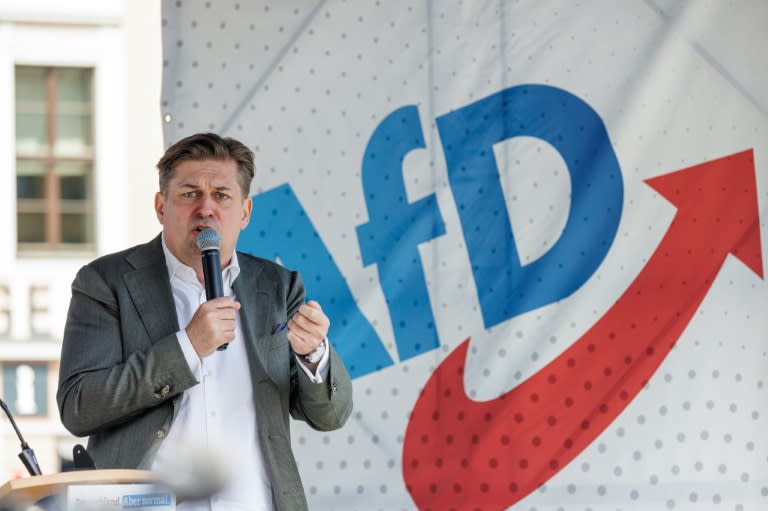 Die Bundesanwaltschaft hat die Büroräume des AfD-Europaspitzenkandidaten Maximilian Krah und seines früheren Mitarbeiters Jian G. im Europaparlament in Brüssel durchsuchen lassen. Es geht um das Verfahren gegen G., der für China spioniert haben soll. (JENS SCHLUETER)