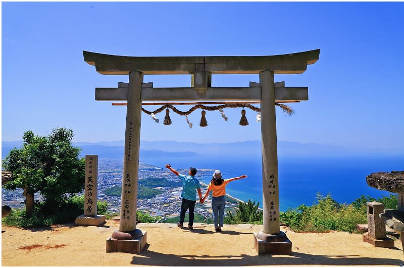 日本四國香川縣｜天空鳥居