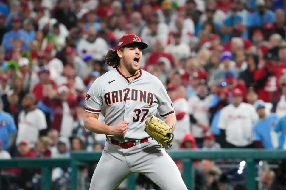 Kevin Ginkel during the eighth inning of NLCS Game 7.