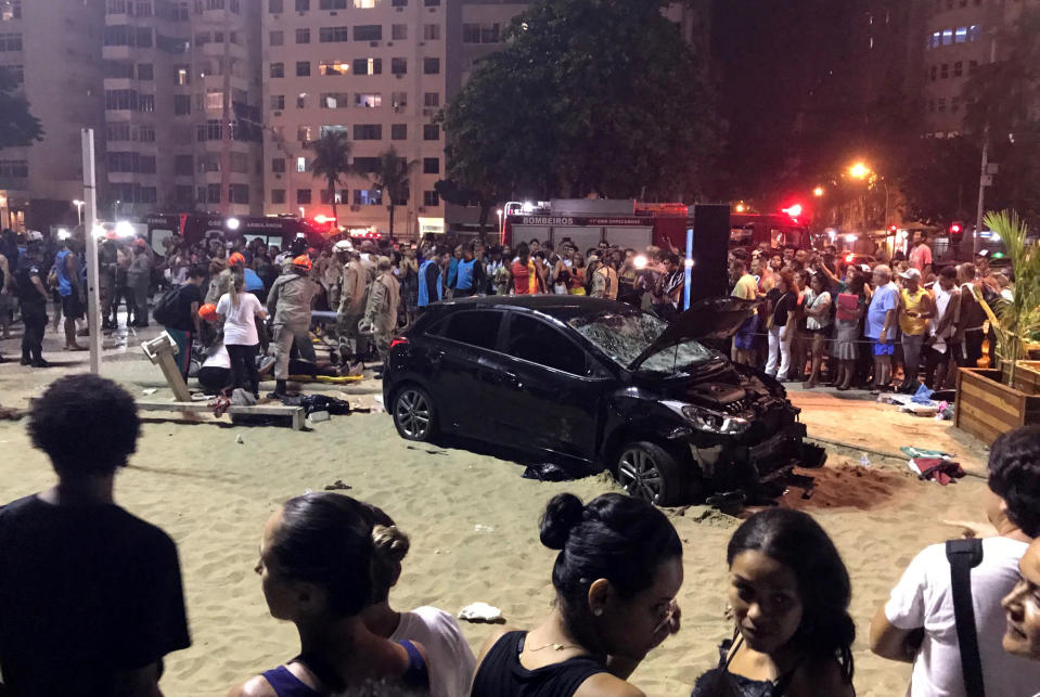 <p>A vehicle that ran over some people at Copacabana beach is seen in Rio de Janeiro, Brazil, Jan. 18, 2018. (Photo: Sebastian Rocandio/Reuters) </p>