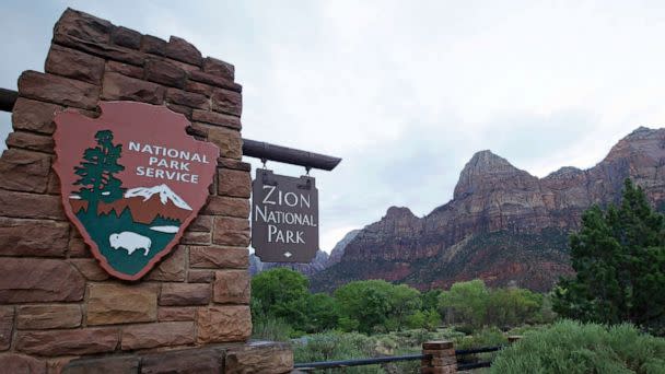 PHOTO: In this Sept. 15, 2015 file photo the sign to Zion National Park near Springdale, Utah is seen. (Rick Bowmer/AP, FILE)