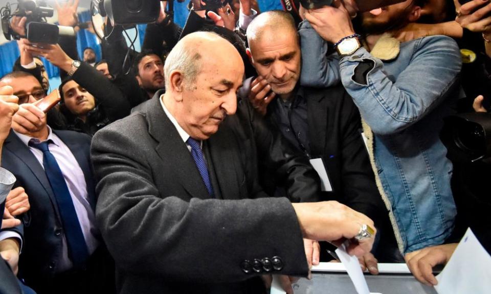 Abdelmadjid Tebboune casts his vote.