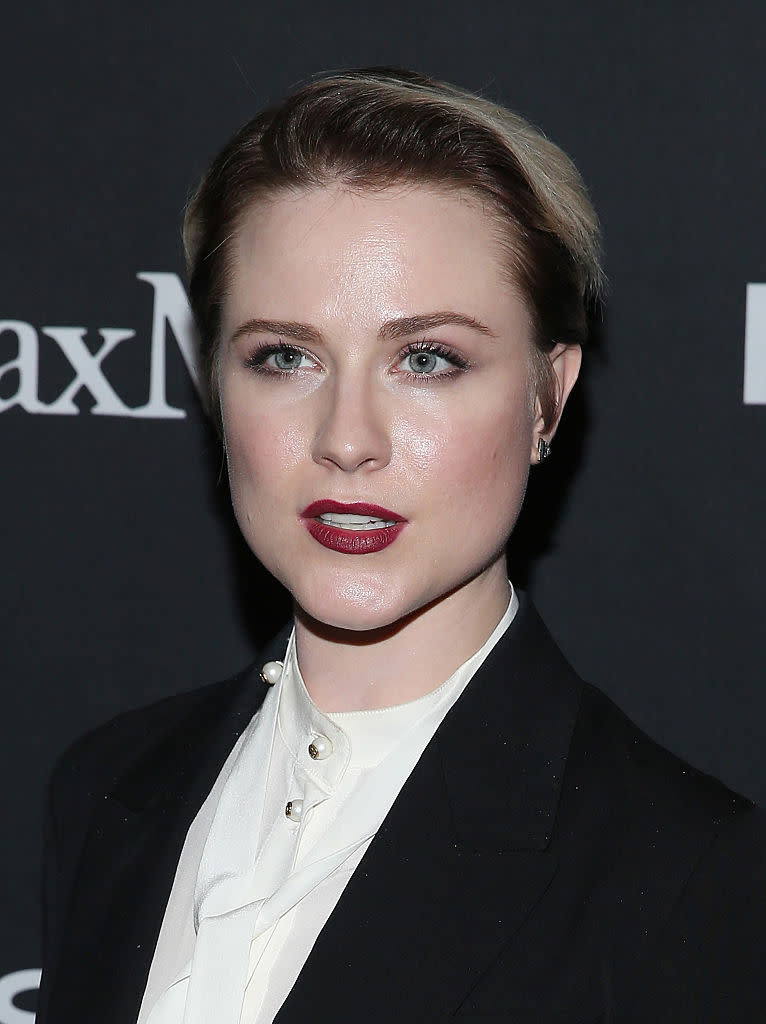<p>Yet anther berry lip with bare eyes. <i>(Photo by J. Countess/WireImage)</i></p>