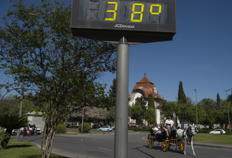 Le 24 avril, il faisait déjà 38 °C à à Séville alors que l’Espagne se prépare à une vague de chaleur précoce sur la fin de semaine, avec quelques conséquences pour la France. 