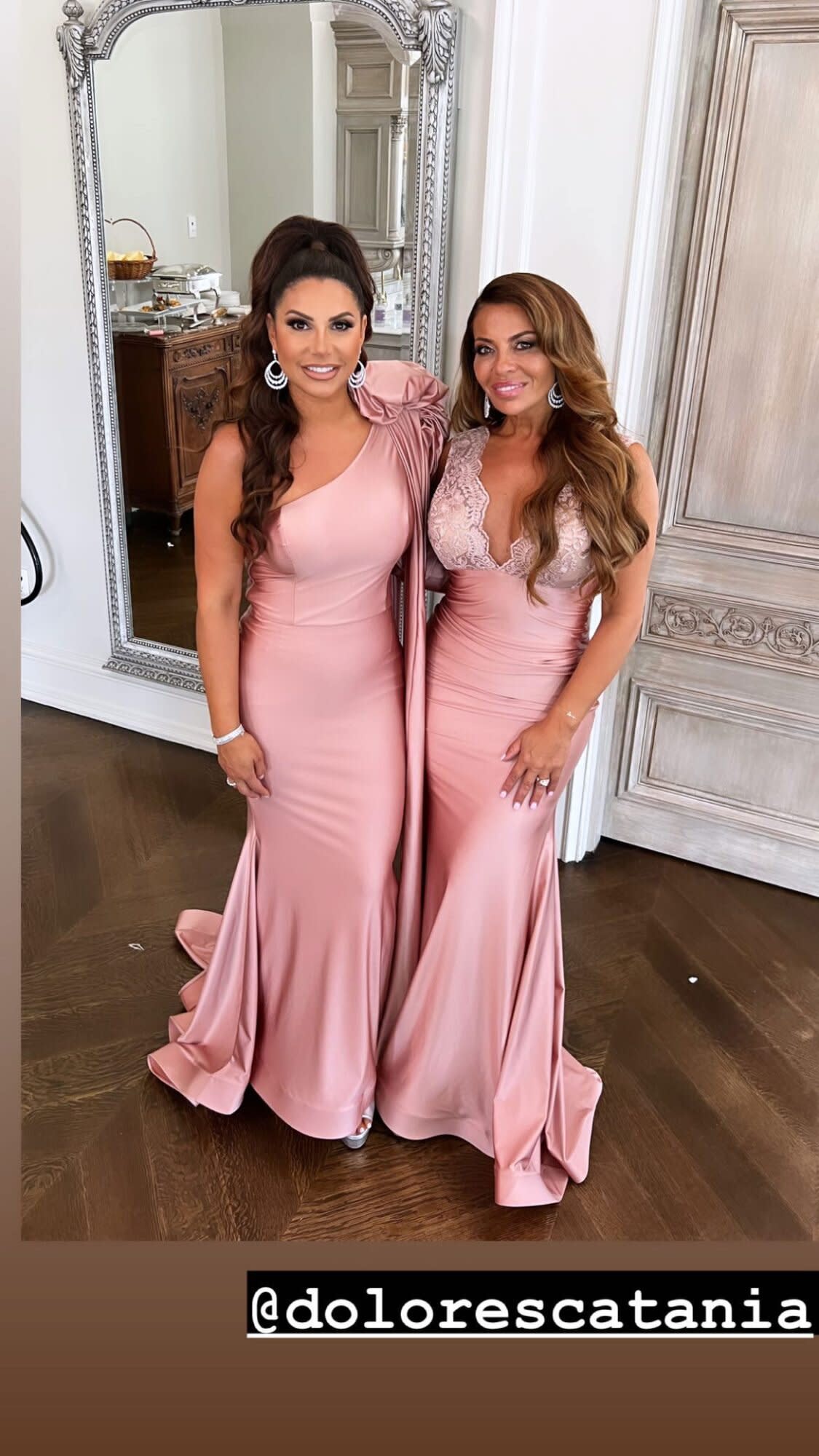 ���������������� ����������/Instagram. https://www.instagram.com/jenniferaydin/?hl=en. Teresa Giudice Wedding