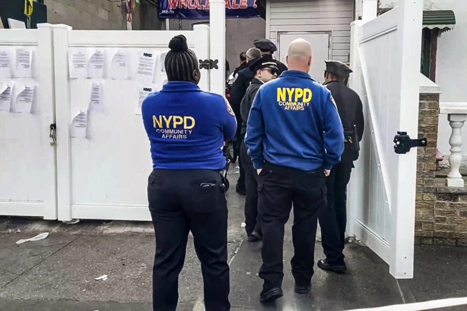 As many as 47 migrants were sleeping in shifts in a basement in Queens, according to city officials who discovered the situation after someone reported that e-bikes were being charged there. NBC New York’s Melissa Colorado reports. (NBC New York)