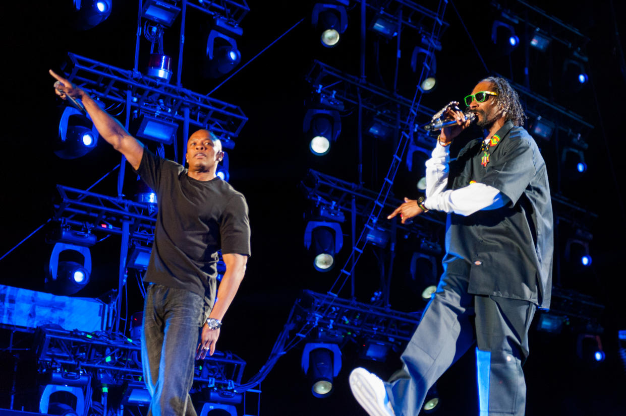 INDIO, CA - APRIL 14: Dr. Dre (L) and Snoop Dogg perform as part of Day 2 of the 2012 Coachella Valley Music & Arts Festival at the Empire Polo Fields on April 14, 2012 in Indio, California. (Photo by Paul R. Giunta/Getty Images)