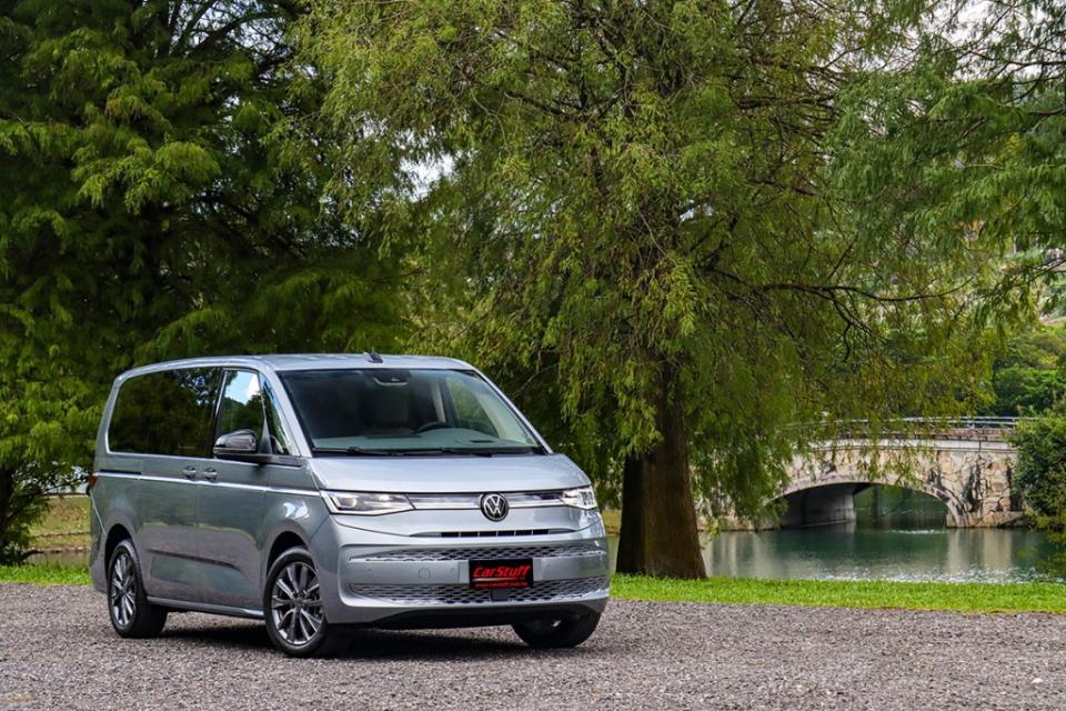 2023-volkswagen-t7-multivan-2-0-tsi-style